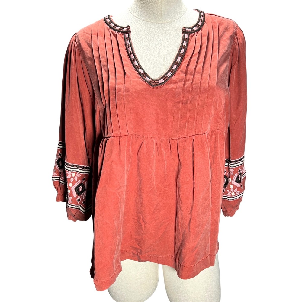 MARINE LAYER Tocaloma Boho Top Womens Large Coral Pink Embroidered VNeck Pleated